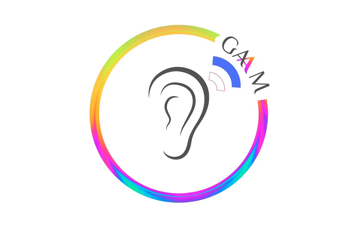 soledad leyton en su clinica con audiologia gaam